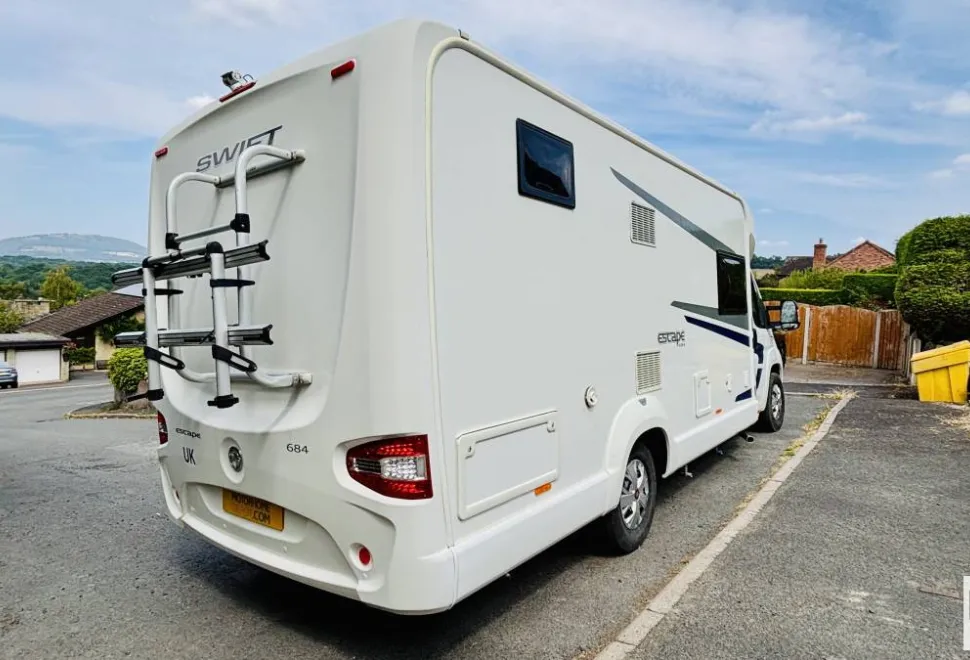Swift Escape 684 2017