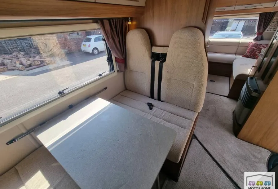 Auto-Trail Apache 700 2015