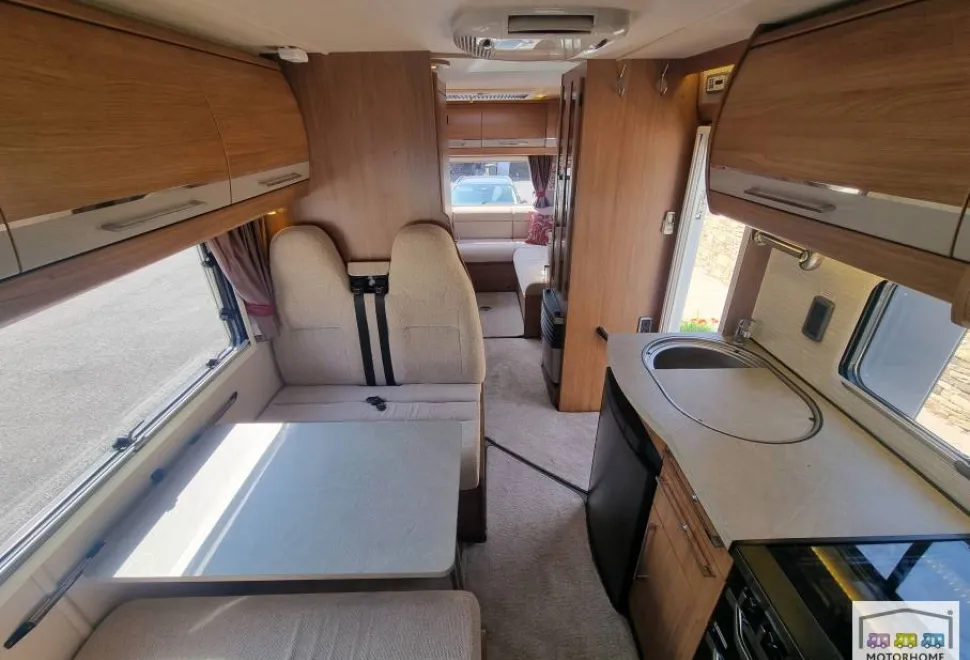 Auto-Trail Apache 700 2015