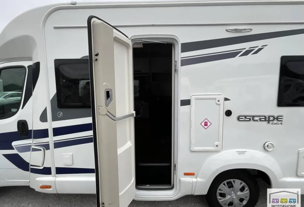 Swift Escape 664 2020