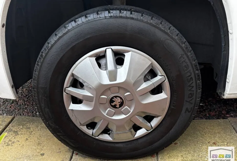 Elddis Autoquest  130 2013