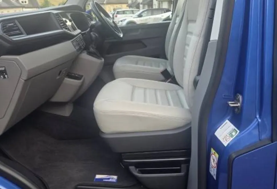 Volkswagen T6.1 Transporter Highline  2021
