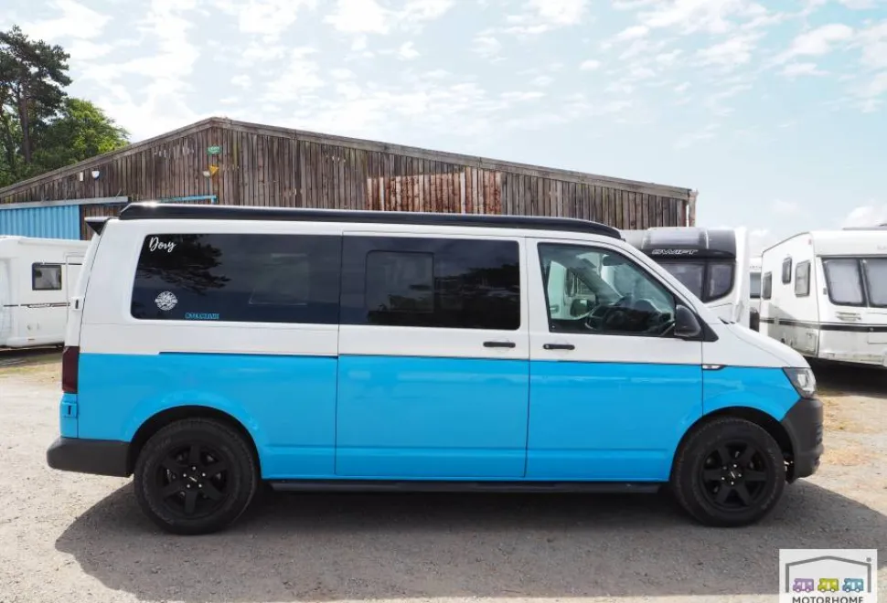 Volkswagen Transporter LWB 2017