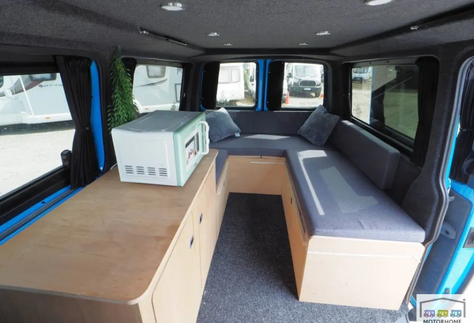 Volkswagen Transporter LWB 2017
