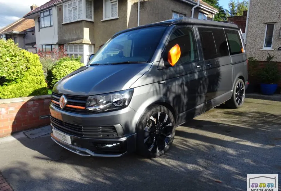 Volkswagen T6 Transporter   2017