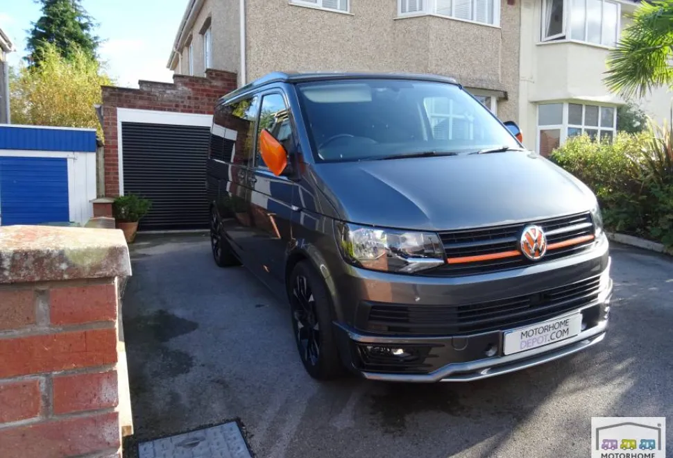 Volkswagen T6 Transporter   2017