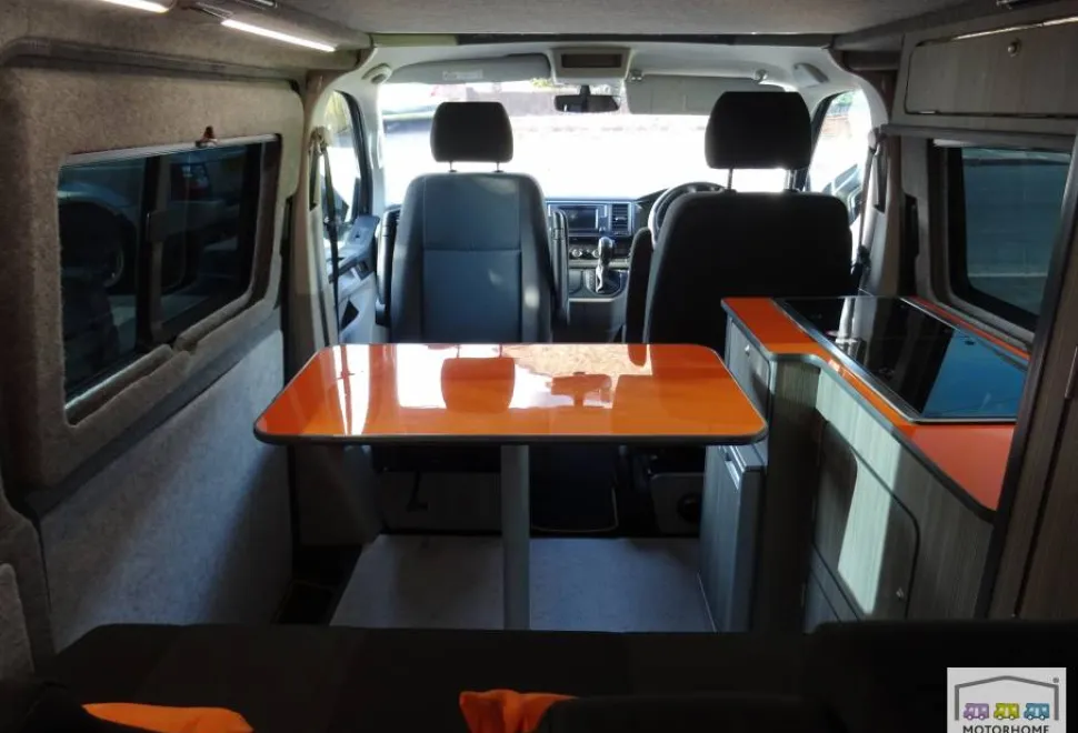 Volkswagen T6 Transporter   2017