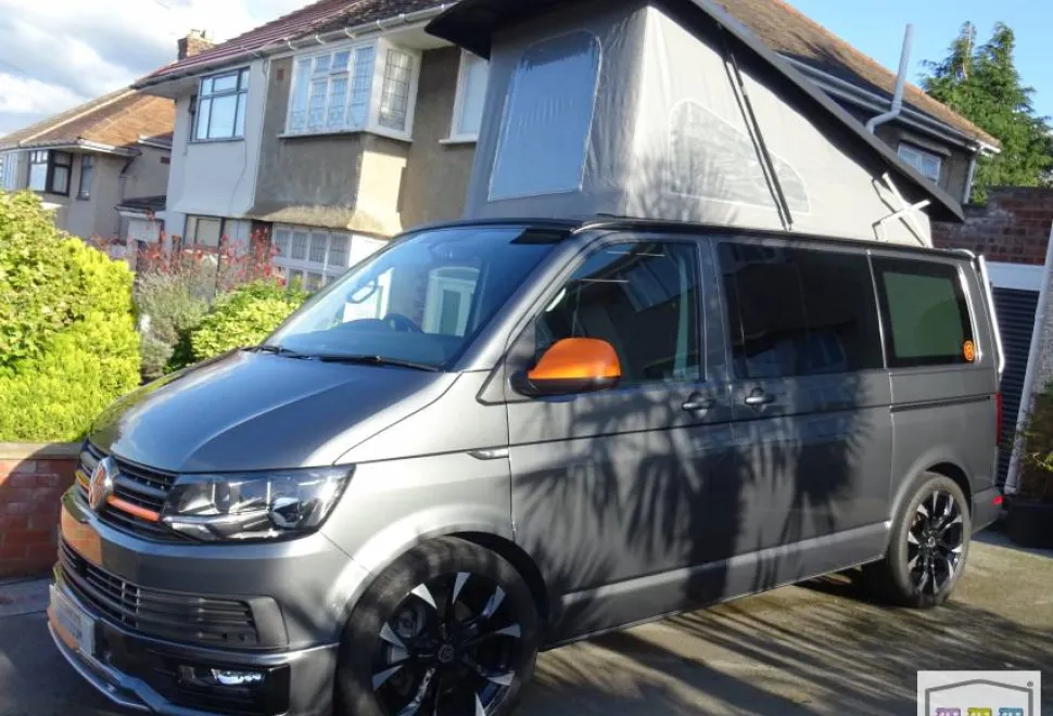 Volkswagen T6 Transporter   2017