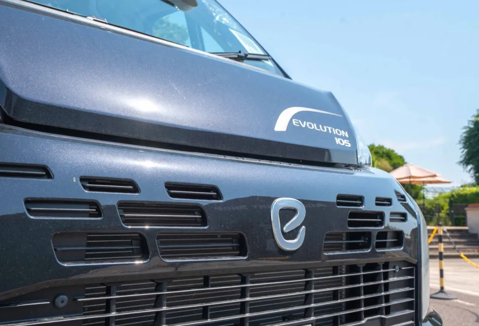Elddis Evolution 105 140BHP Auto 2026