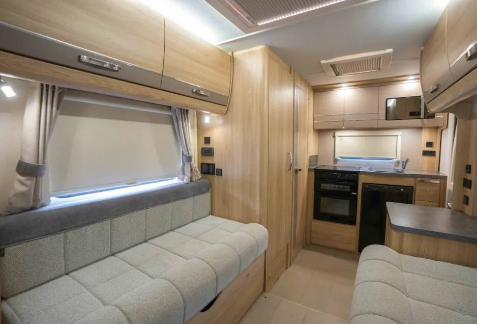 Elddis Autoquest 115 140BHP 2020