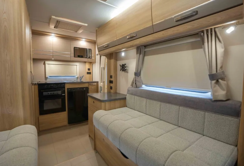 Elddis Autoquest 115 140BHP 2020