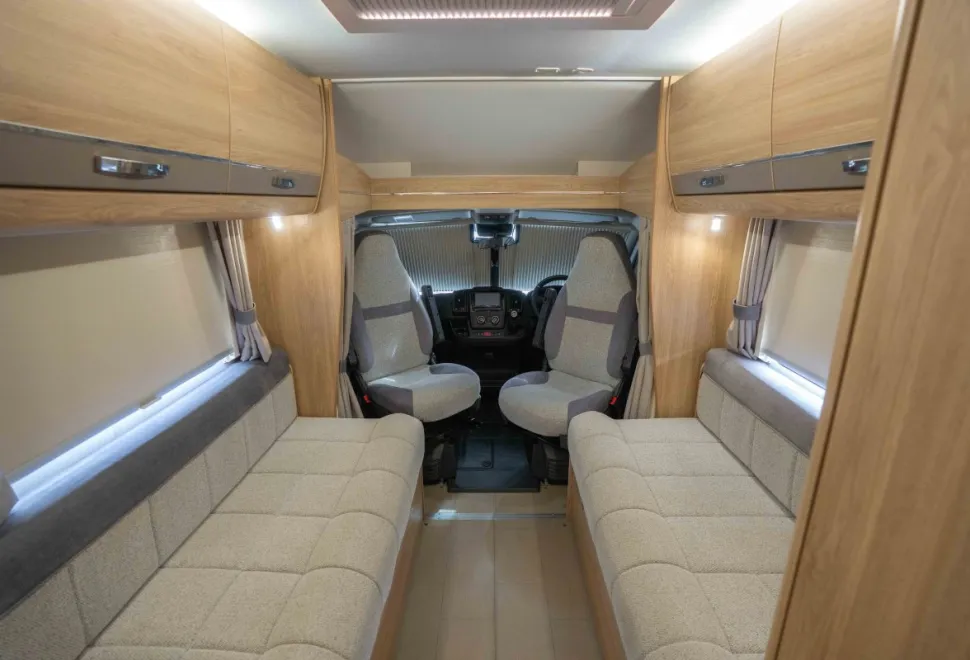 Elddis Autoquest 115 140BHP 2020