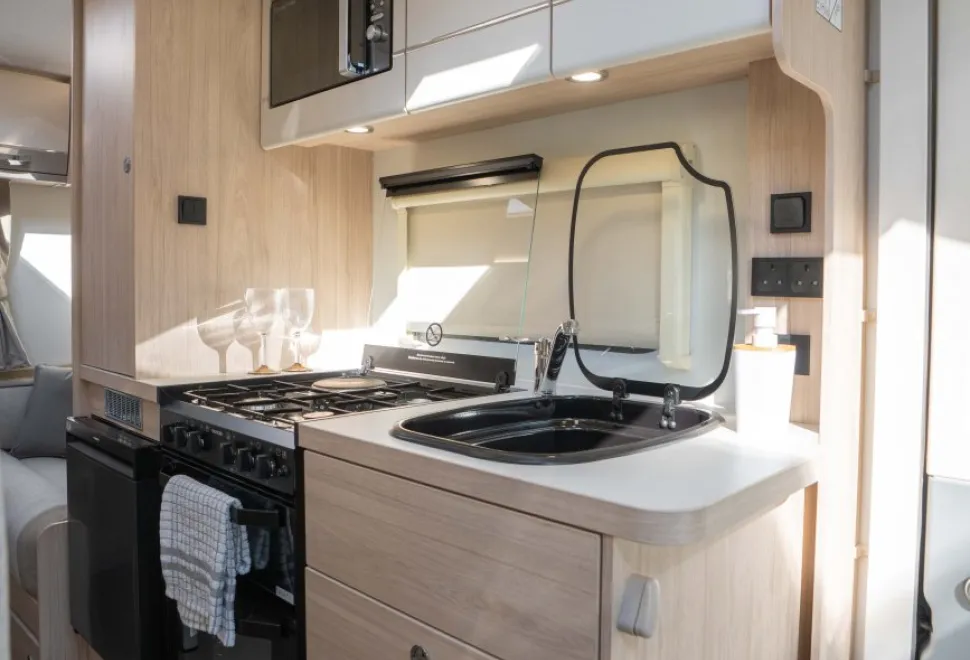 Elddis Evolution 135 60th Edition 140BHP 2025
