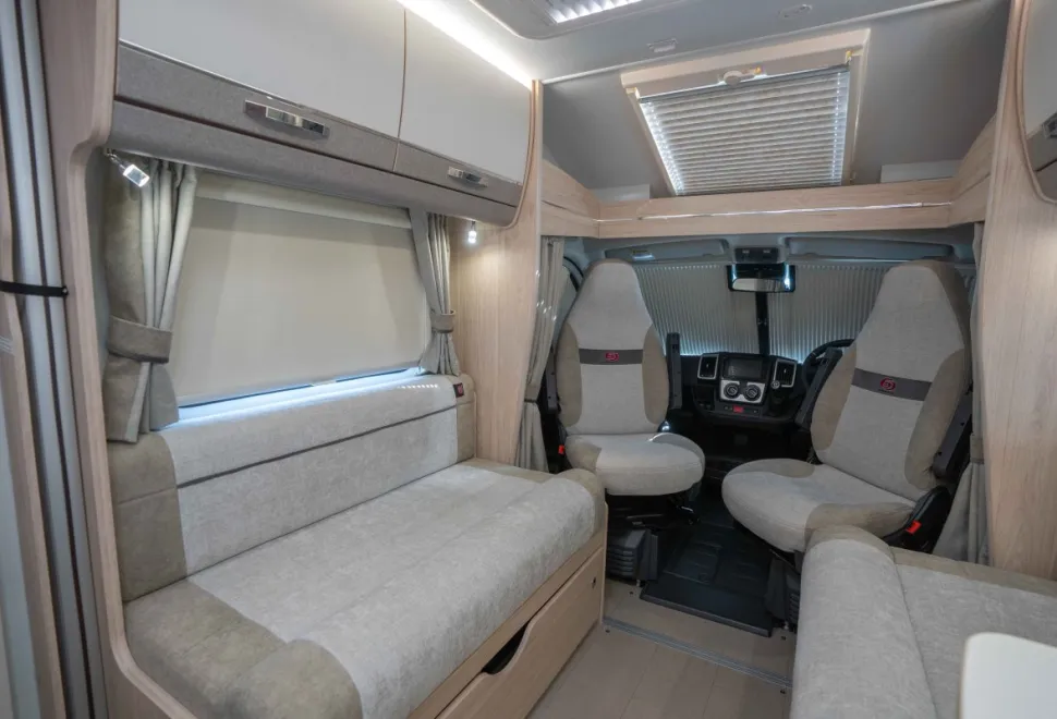 Elddis Evolution 185 60th Edition 140BHP 2025