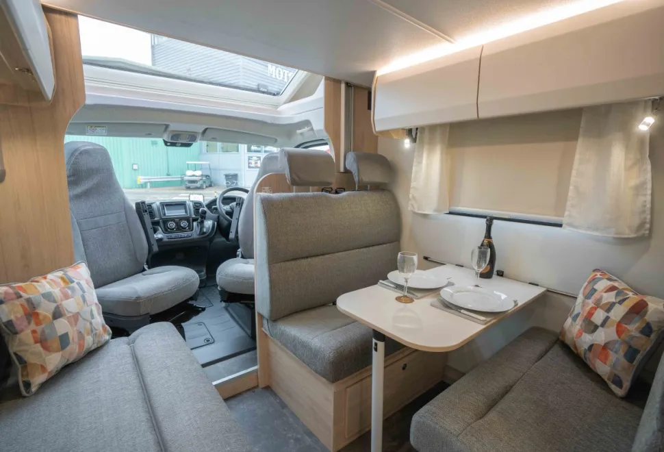 Elddis Whirlwind GT 196+ 140BHP Auto 2026