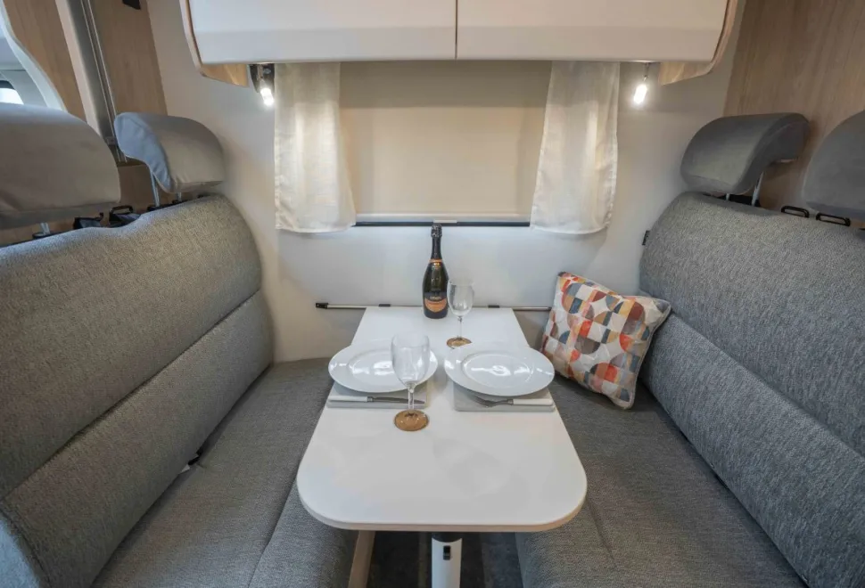 Elddis Whirlwind GT 196+ 140BHP Auto 2026