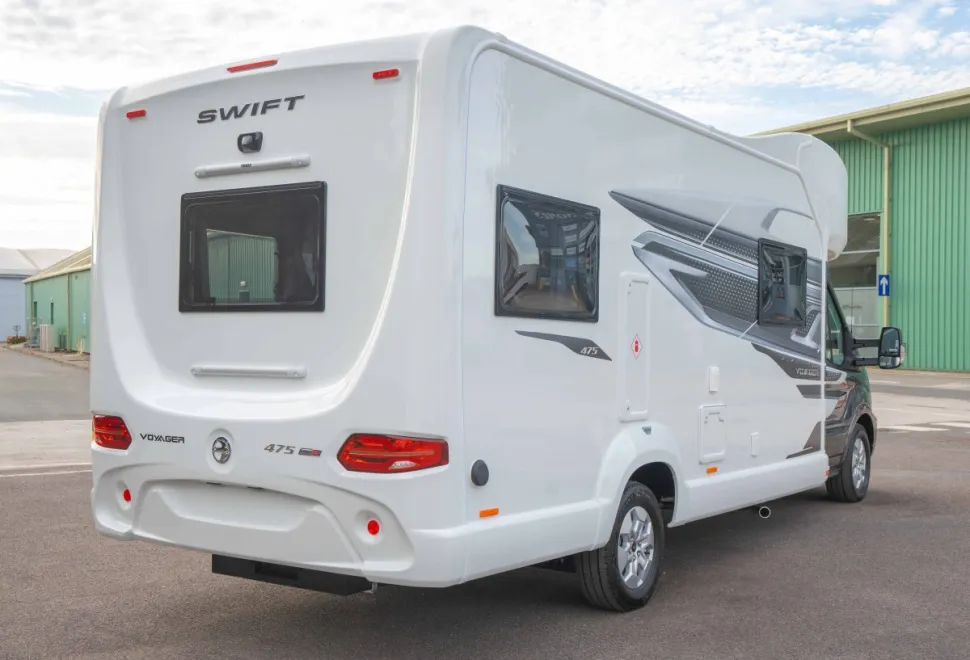 Swift Voyager 475 165BHP Auto 2026
