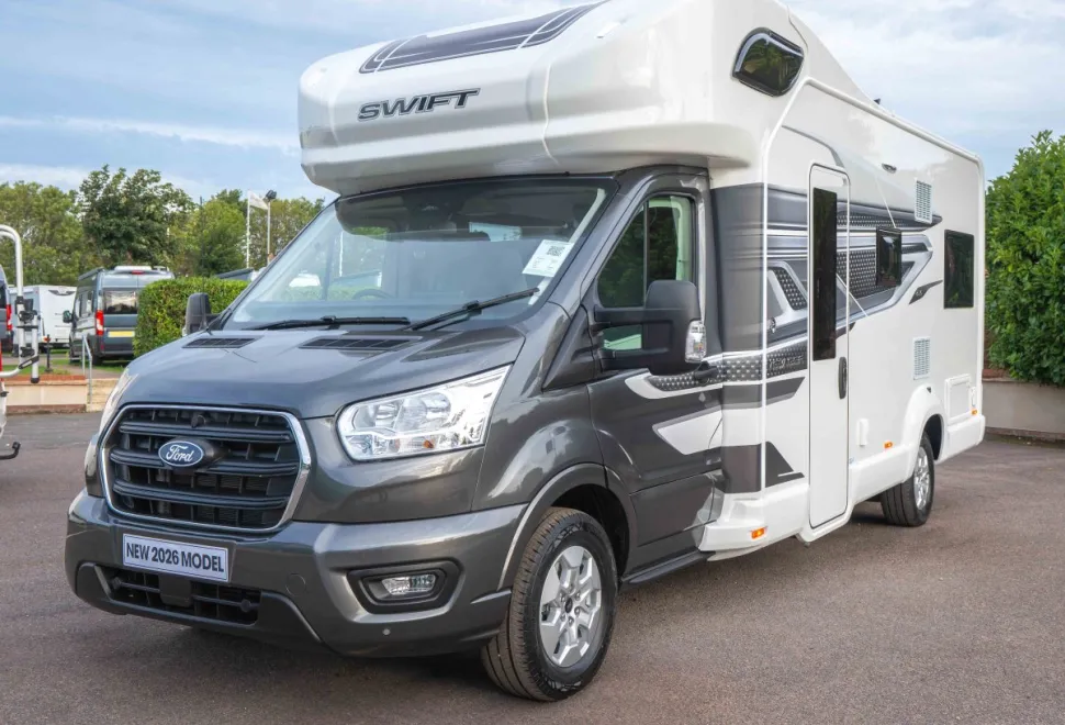 Swift Voyager 475 165BHP Auto 2026