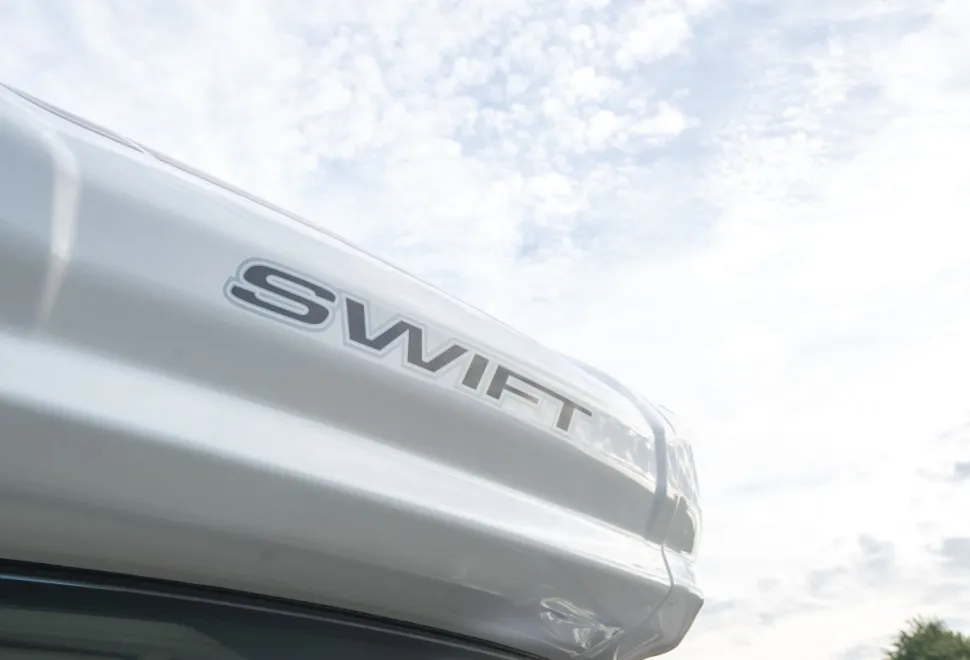 Swift Voyager 475 165BHP Auto 2026