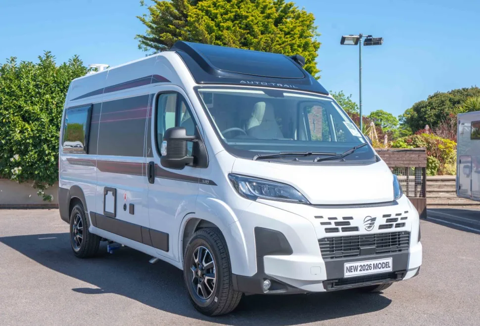 Autotrail V-Line 540 SE 140BHP 2026
