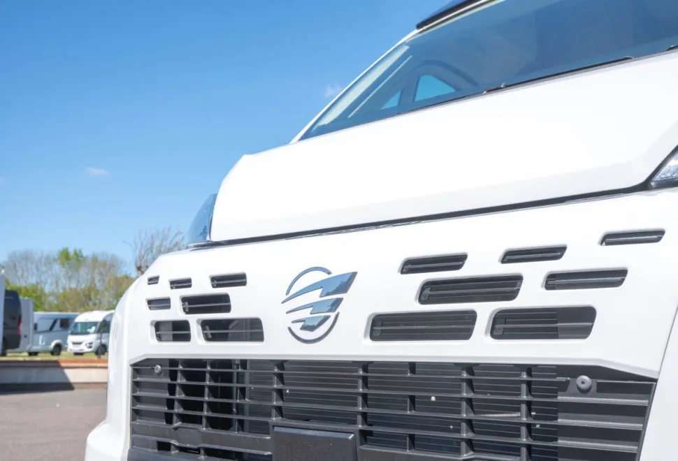 Autotrail V-Line 540 SE 140BHP 2026