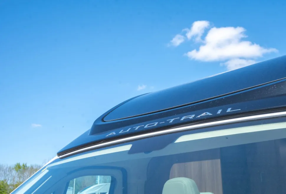 Autotrail V-Line 540 SE 140BHP 2026