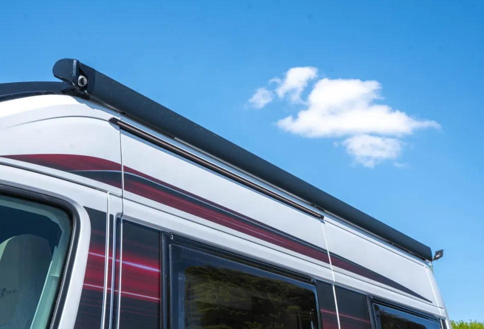 Autotrail V-Line 540 SE 140BHP 2026