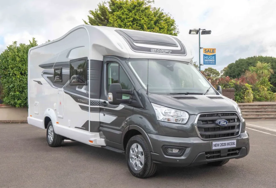 Swift Voyager 564 165BHP Auto 2026