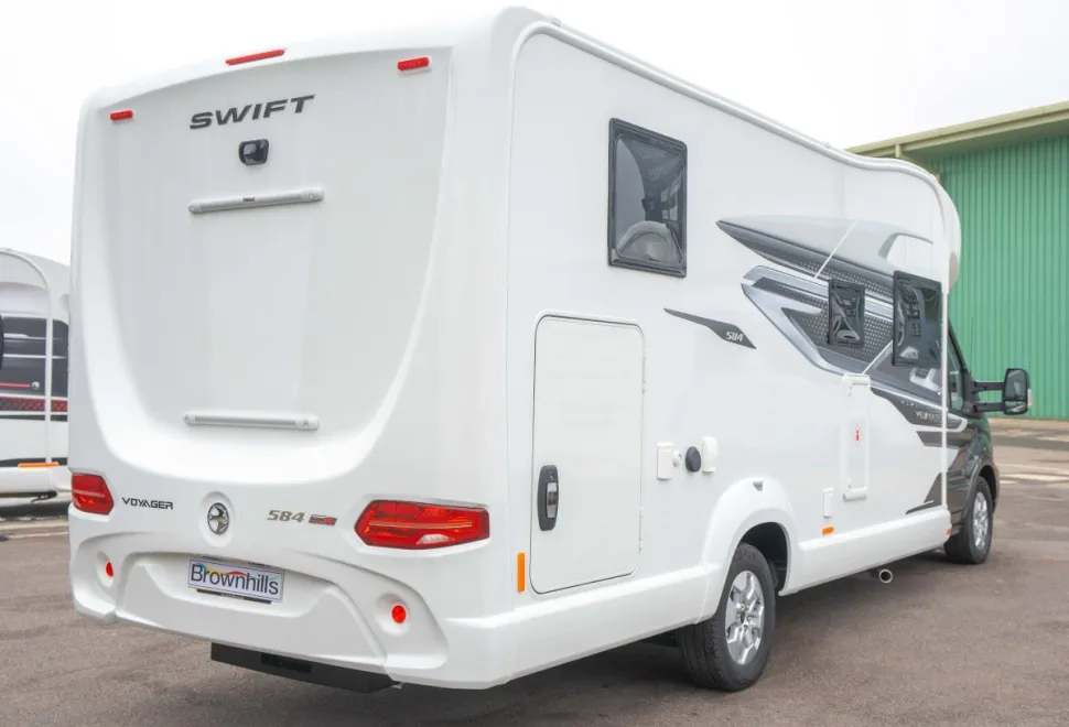 Swift Voyager 584 165BHP Auto 2026