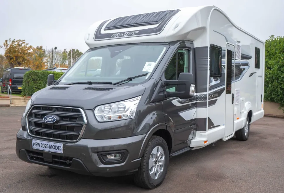 Swift Voyager 584 165BHP Auto 2026