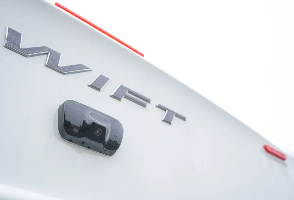 Swift Voyager 584 130BHP 2026