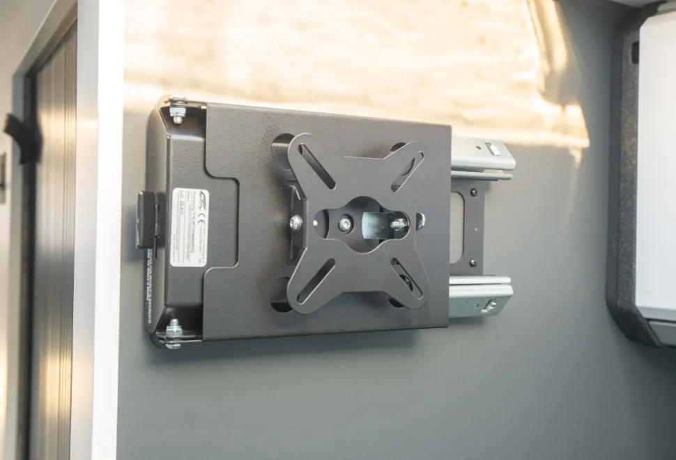 Adria Twin Supreme 600 SPB 140BHP Auto 2026