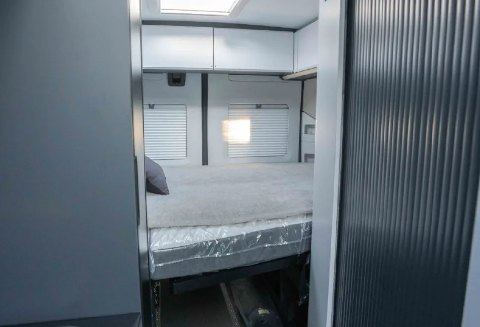 Adria Twin Supreme 600 SPB 140BHP Auto 2026