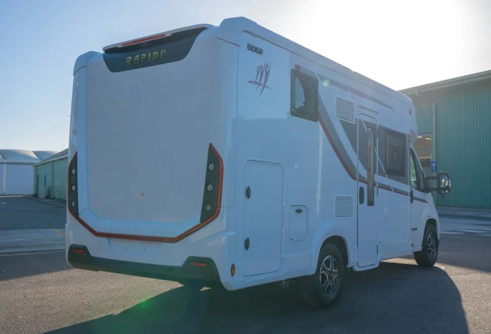 Rapido 606F 140BHP Auto 2026