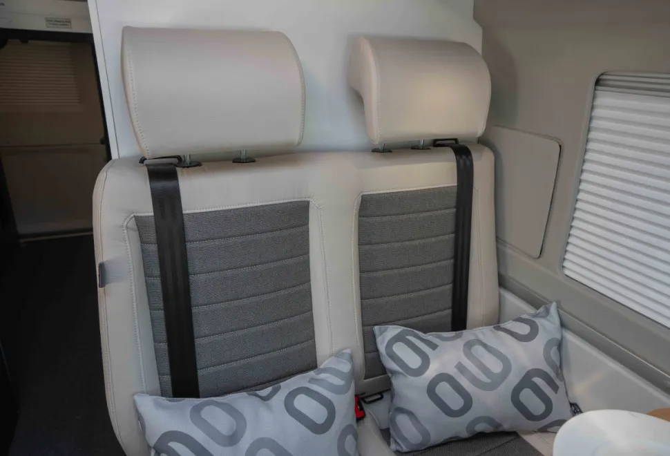 Adria Twin 640 SGX 60Y 140BHP Auto 2026
