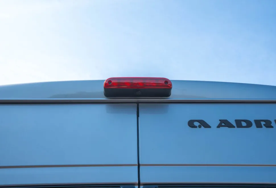 Adria Twin 640 SGX 60Y 140BHP Auto 2026