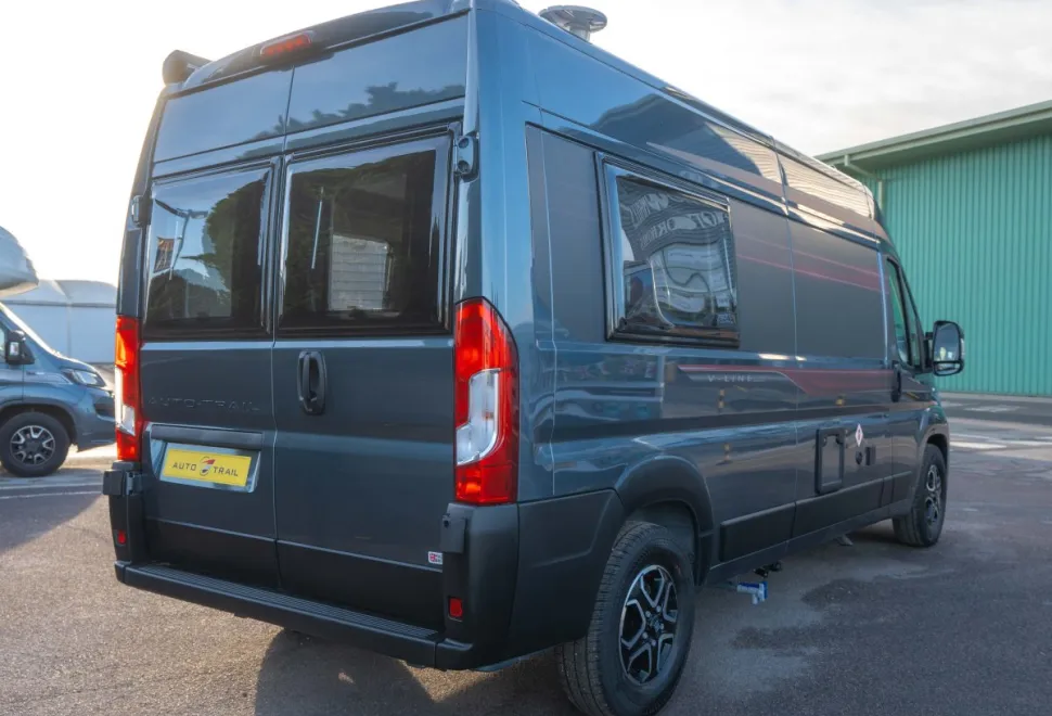 Autotrail V-Line 610 SE 140BHP 2026