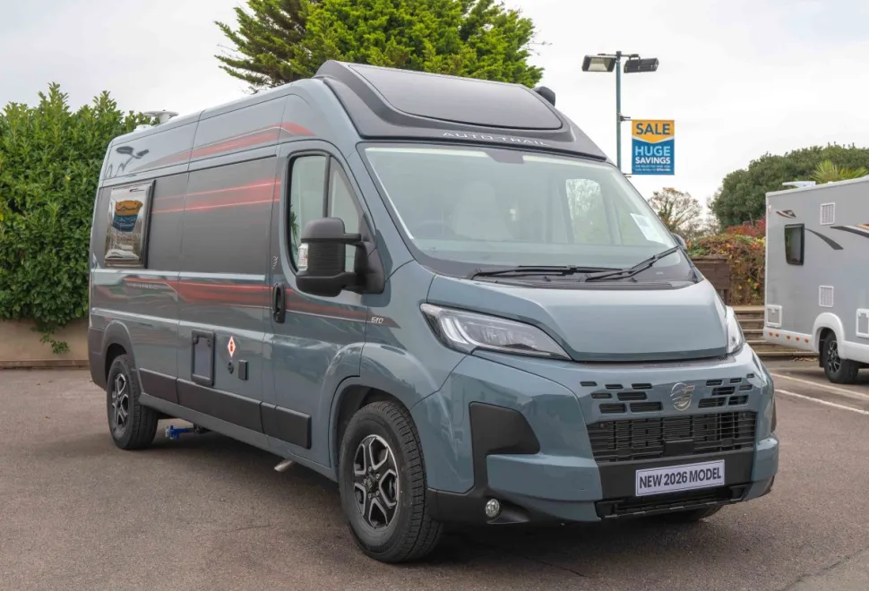 Autotrail V-Line 610 SE 140BHP Auto 2026