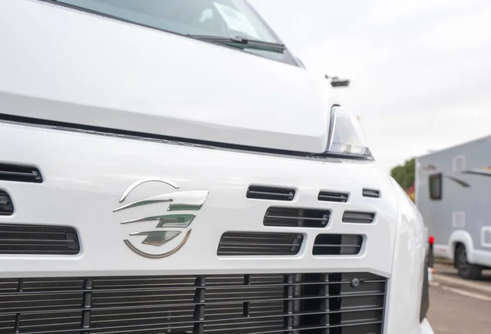 Autotrail V-Line 610 SE 140BHP Auto 2026