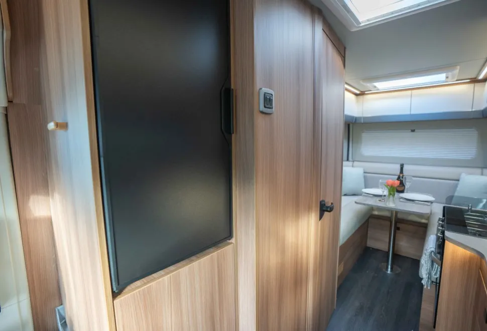 Autotrail V-Line 610 Sport 140BHP 2026
