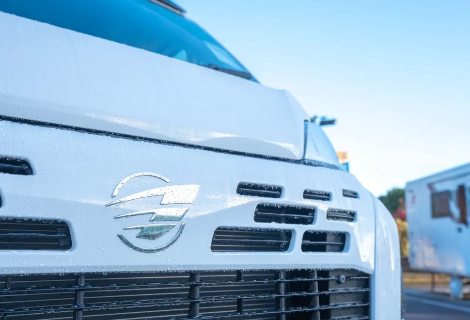 Autotrail V-Line 610 Sport 140BHP 2026