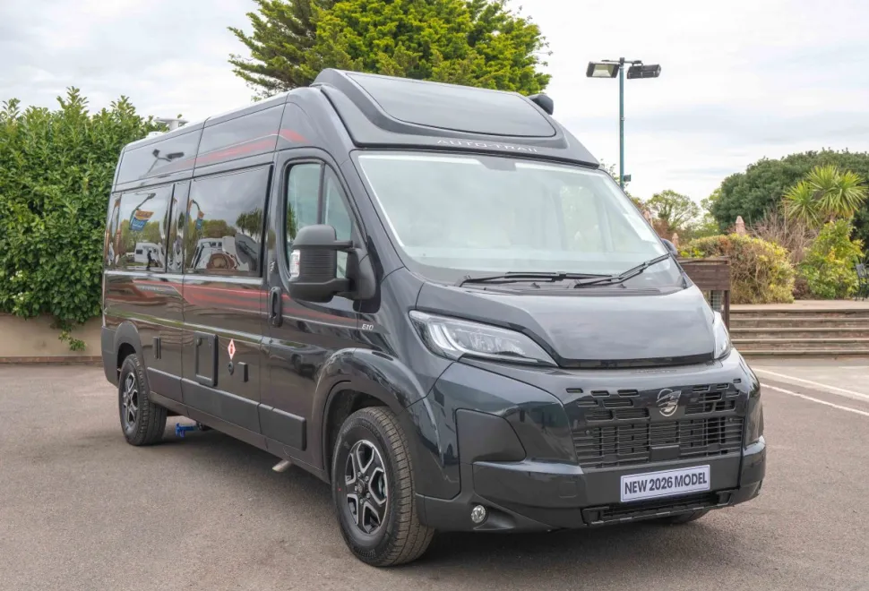 Autotrail V-Line 610 Sport 140BHP Auto 2026