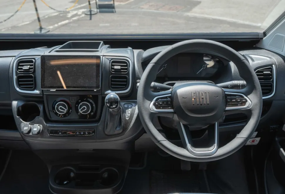 Autotrail V-Line 610 Sport 140BHP Auto 2026