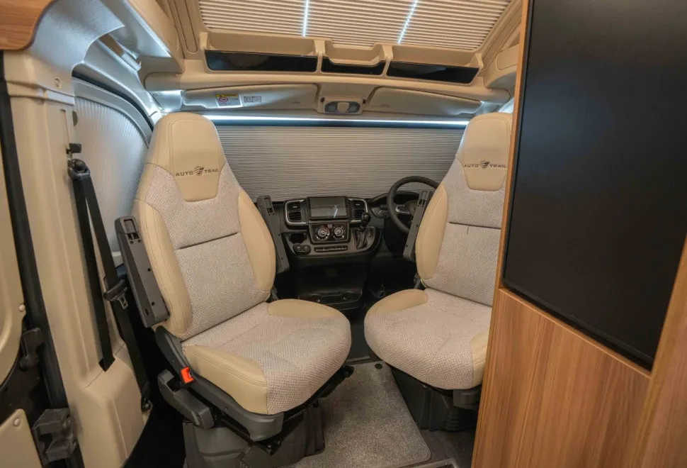 Autotrail V-Line 610 Sport 140BHP Auto 2026