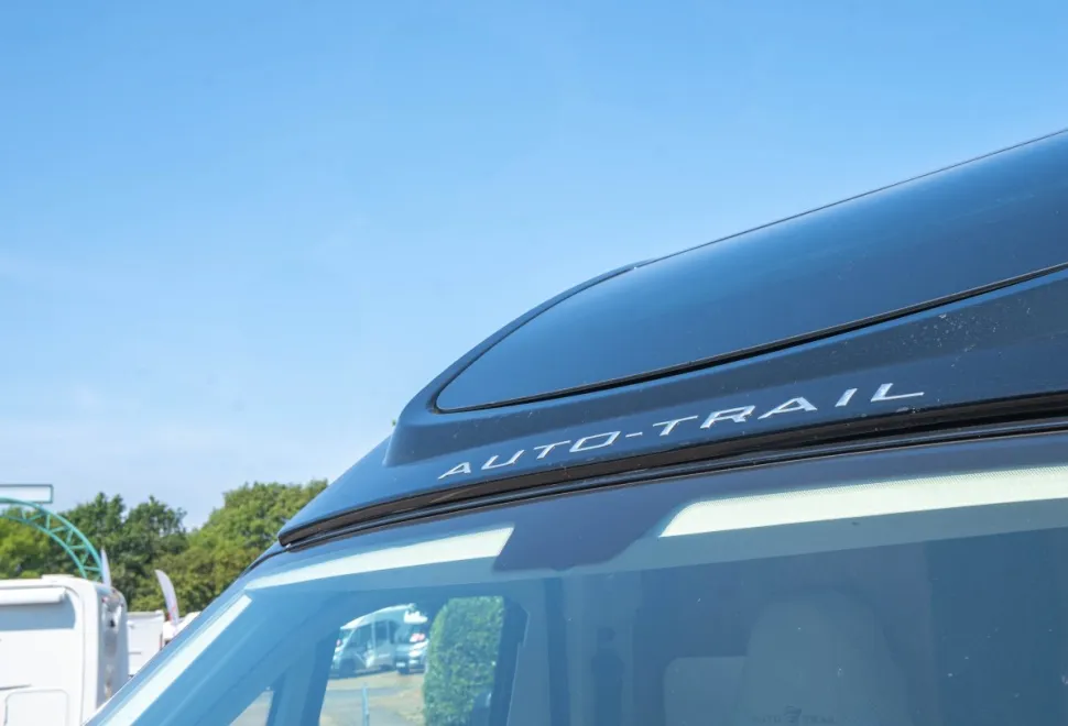 Autotrail V-Line 610 Sport 140BHP Auto 2026