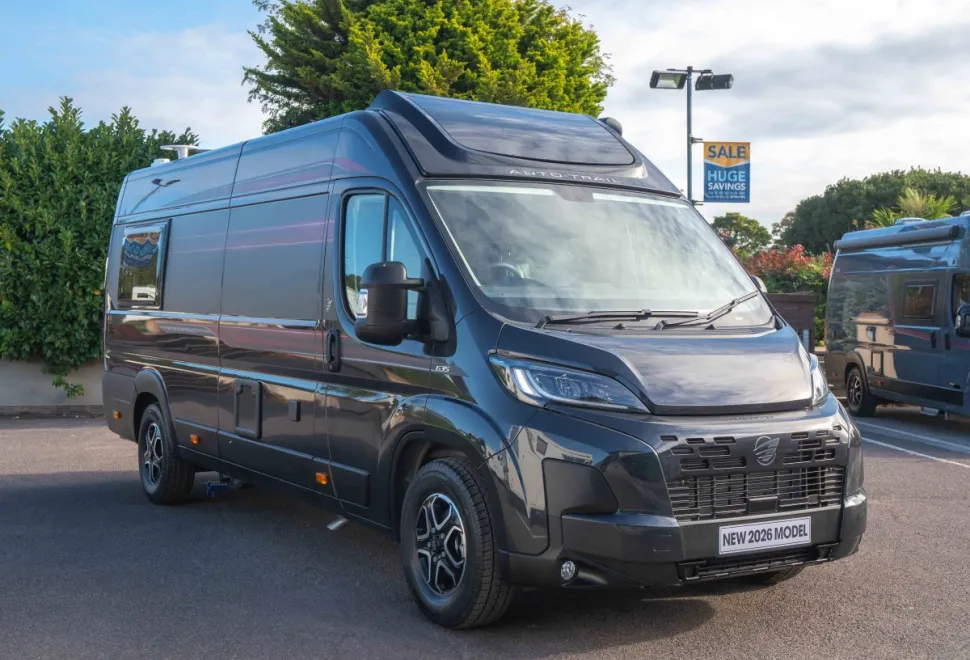 Autotrail V-Line 635 SE 140BHP 2026