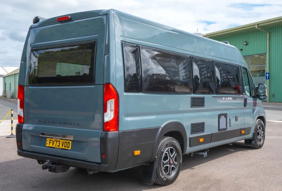 Autotrail V-Line 635 Sport 140BHP Auto 2023