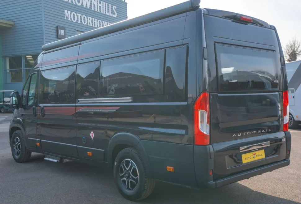 Autotrail V-Line 635 Sport 140BHP Auto 2026