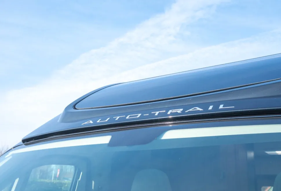 Autotrail V-Line 635 Sport 140BHP Auto 2026