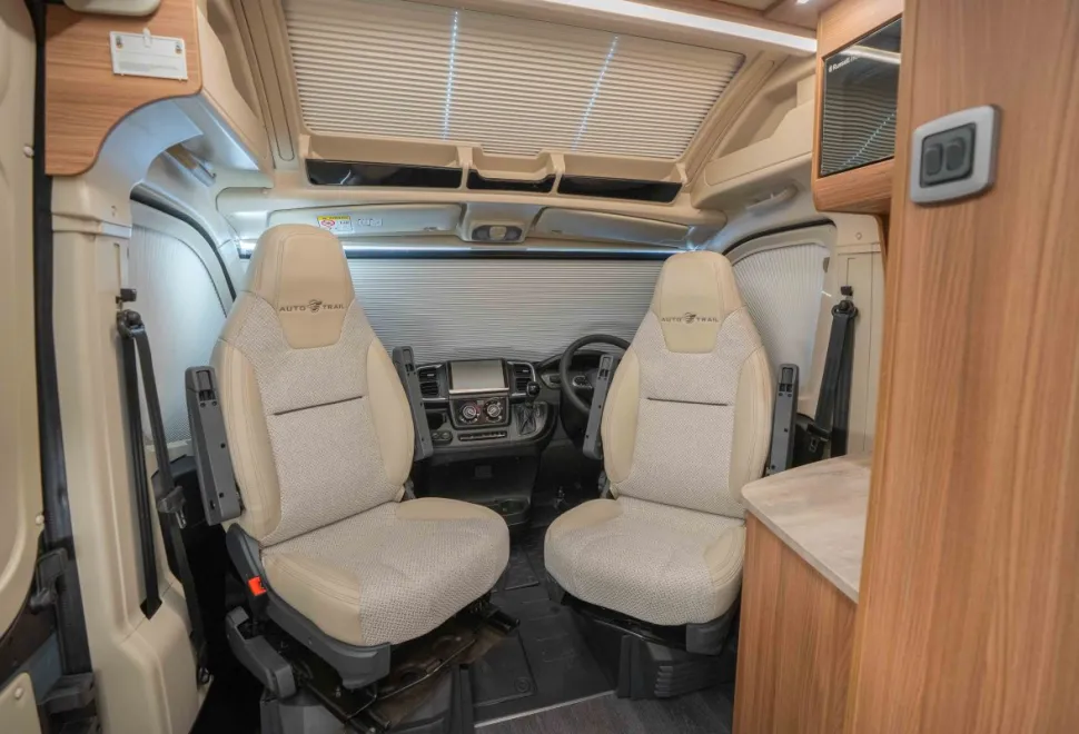Autotrail V-Line 635 Sport 140BHP Auto 2026